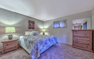 465 lakeview Avenue Bedroom